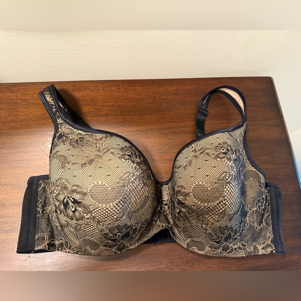 Cacique Black and Nude Lace Underwire Bra